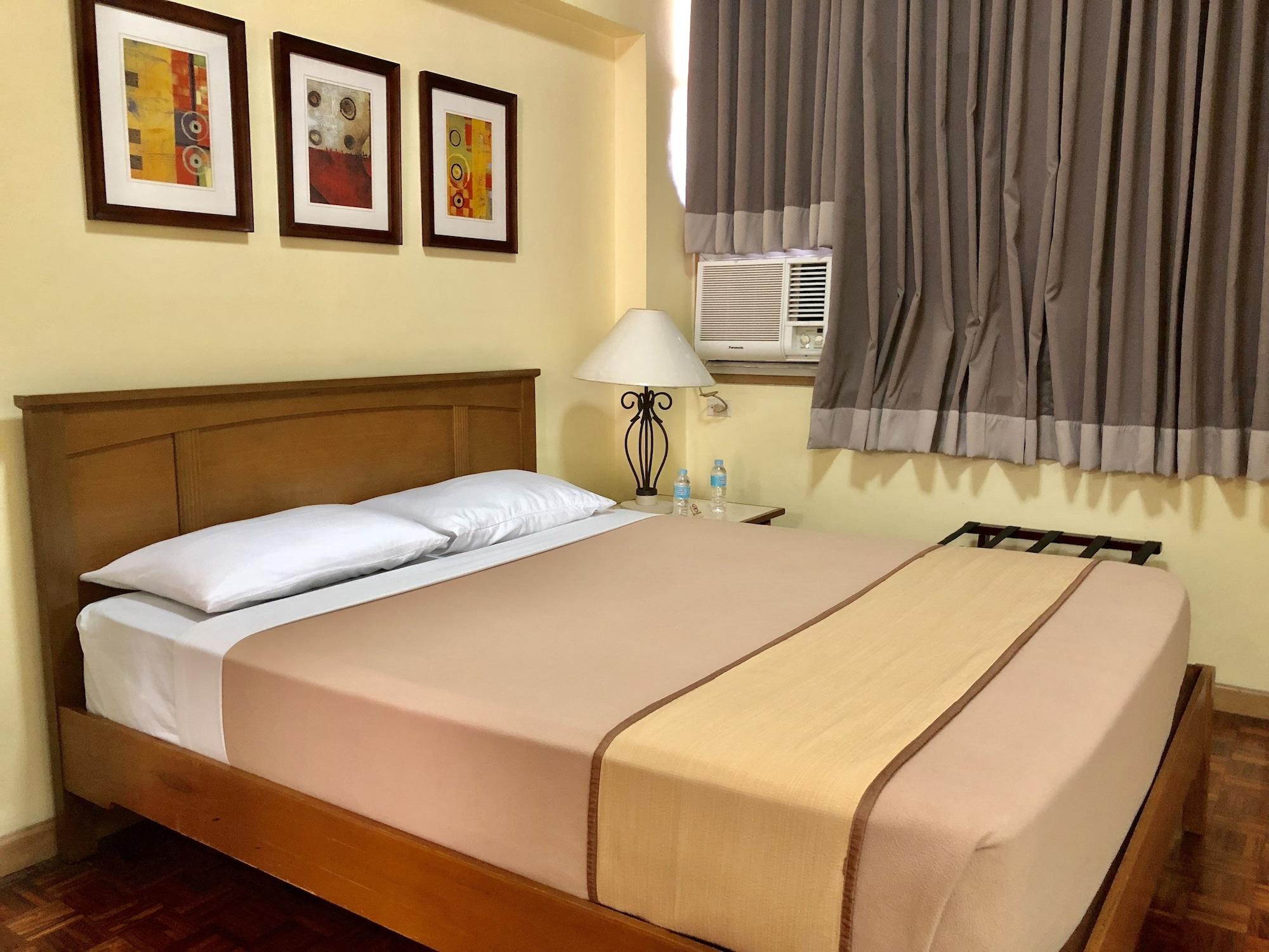 Tropicana Suites Manilla Buitenkant foto
