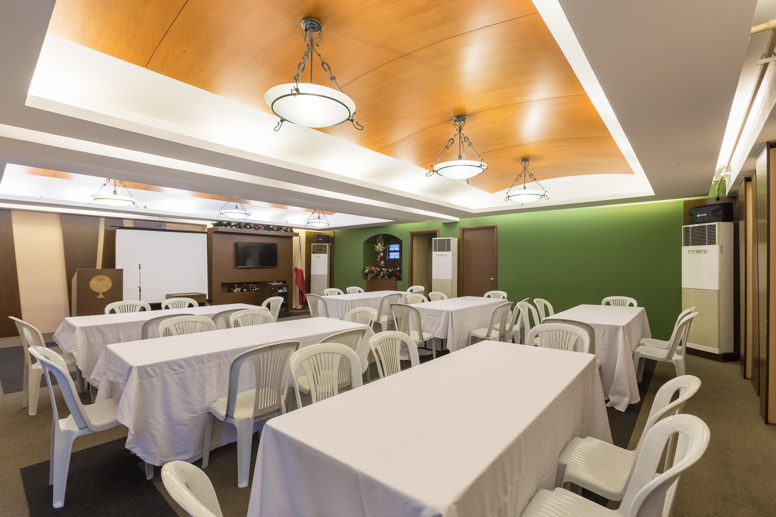 Tropicana Suites Manilla Buitenkant foto