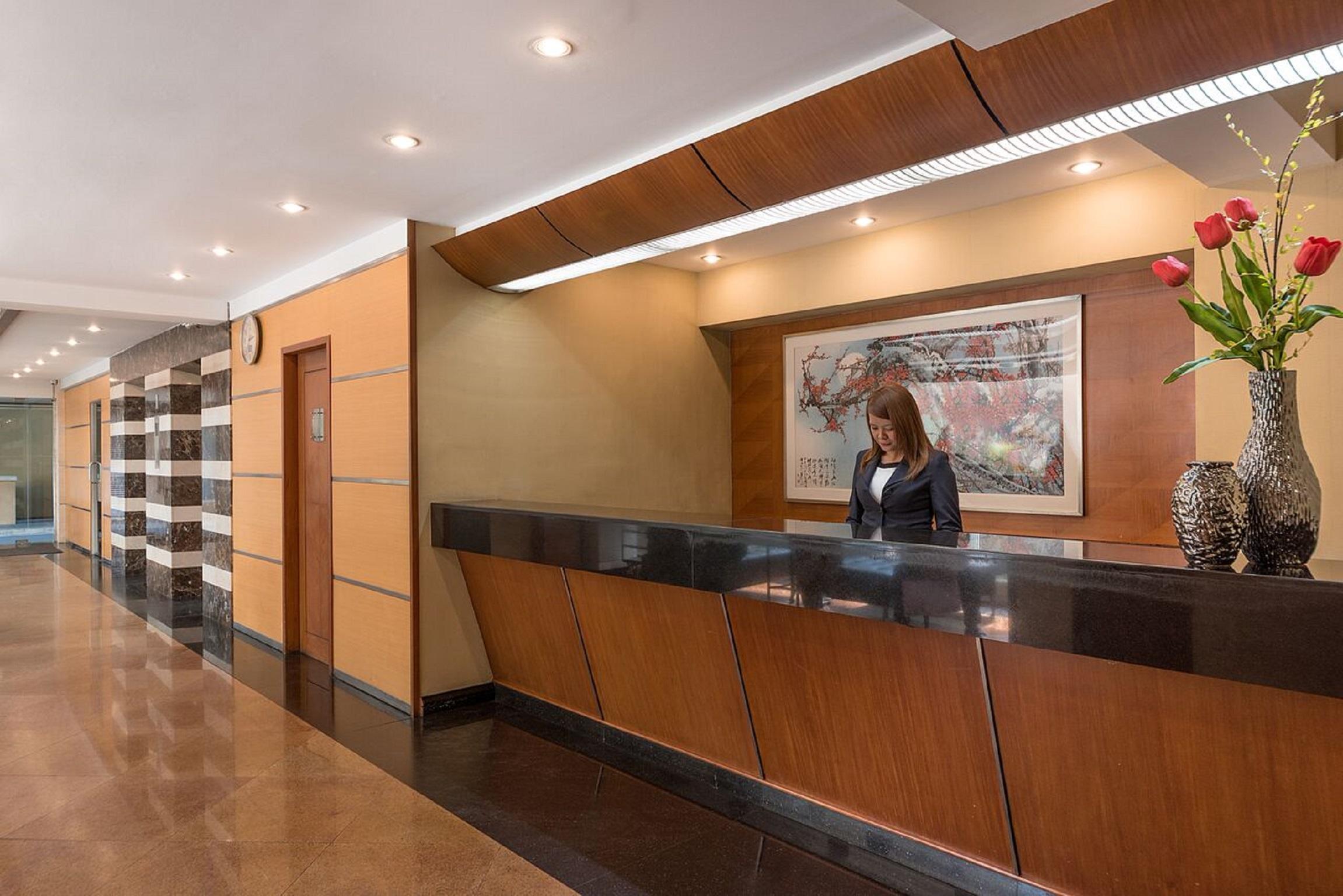 Tropicana Suites Manilla Buitenkant foto