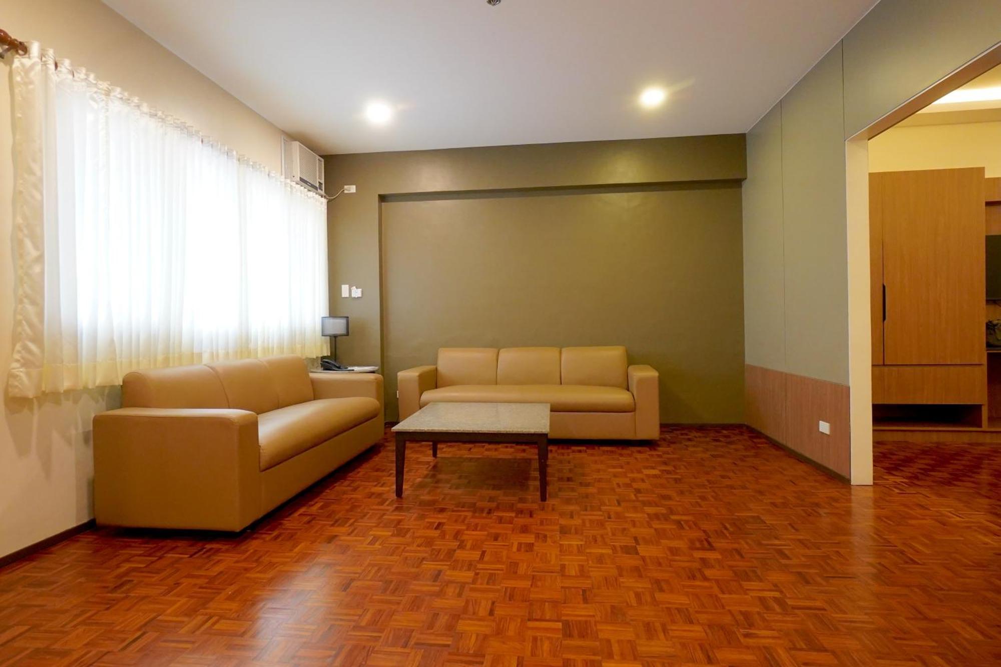 Tropicana Suites Manilla Buitenkant foto