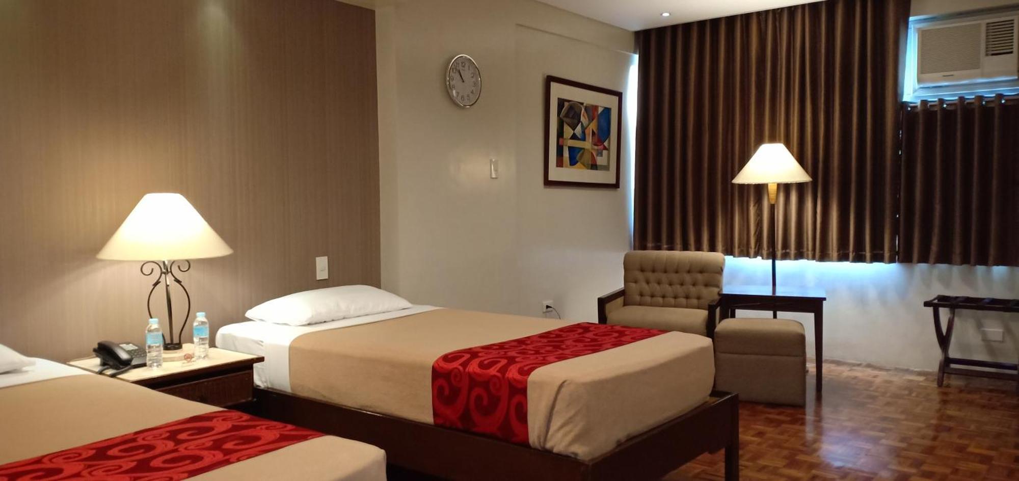 Tropicana Suites Manilla Buitenkant foto